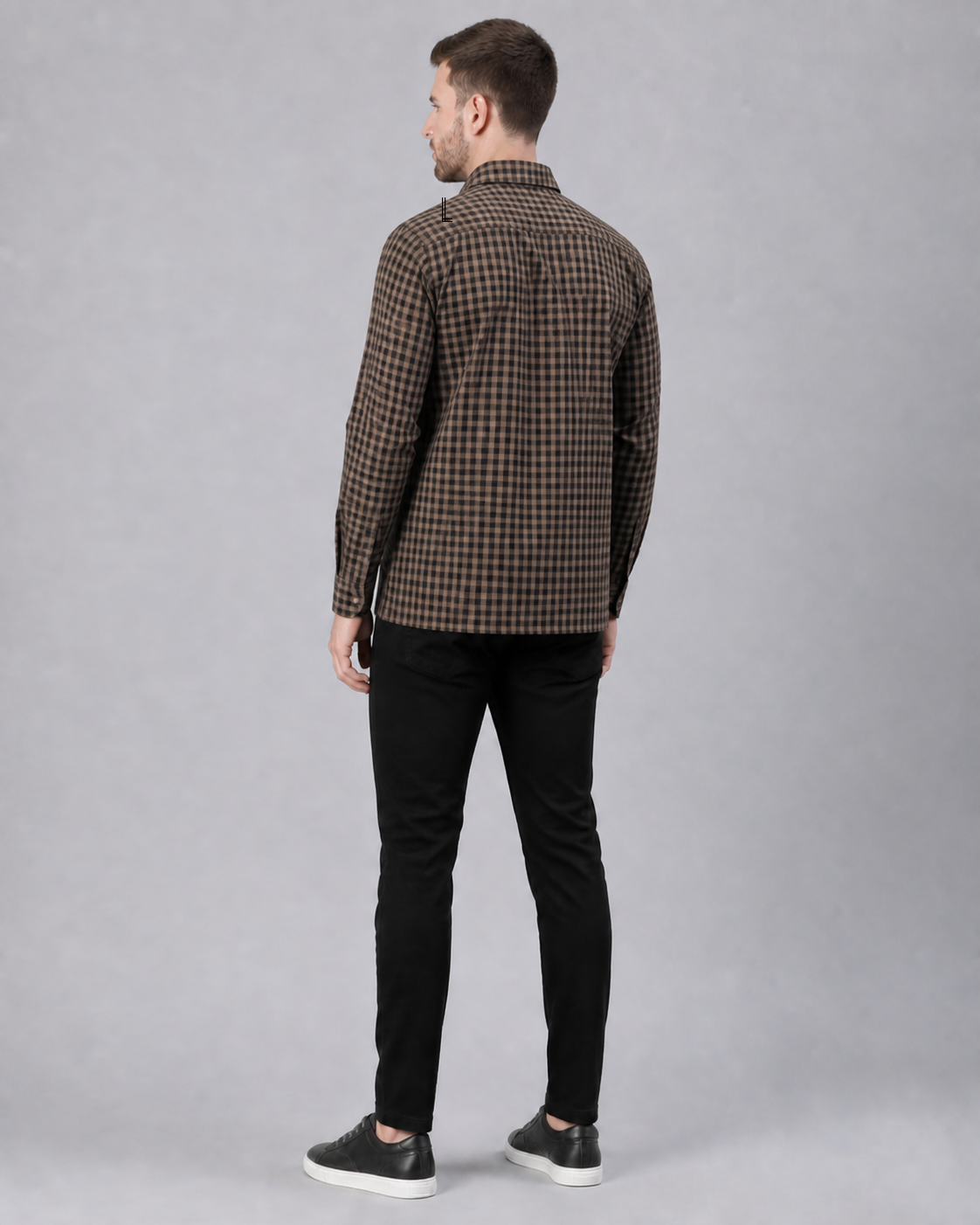 Bark/Caviar Checkered Pull Over Dress Shirt