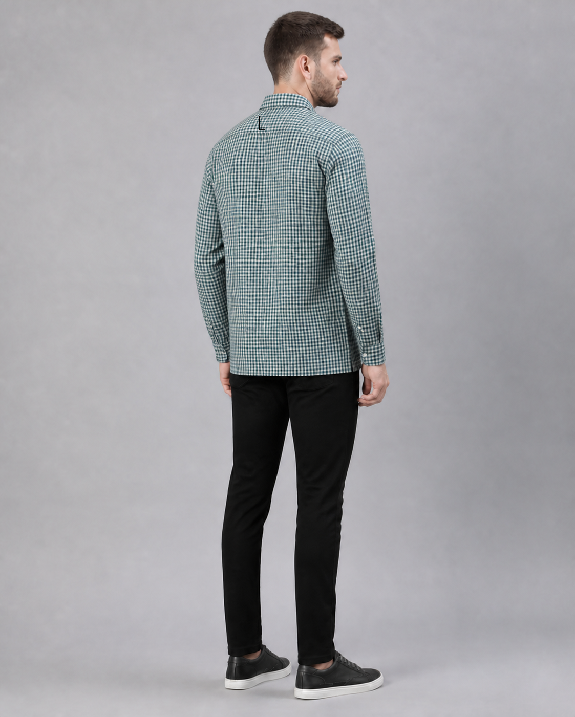 Mahi/Smoke Checkered Pull Over Dress Shirt