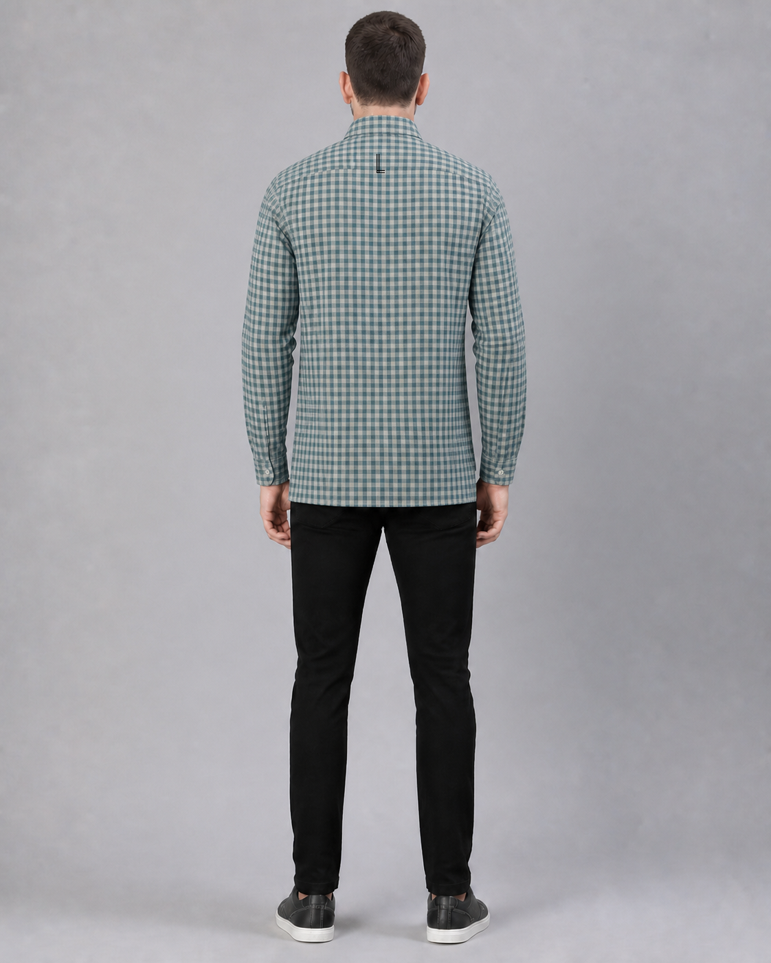 Mahi/Smoke Checkered Pull Over Dress Shirt